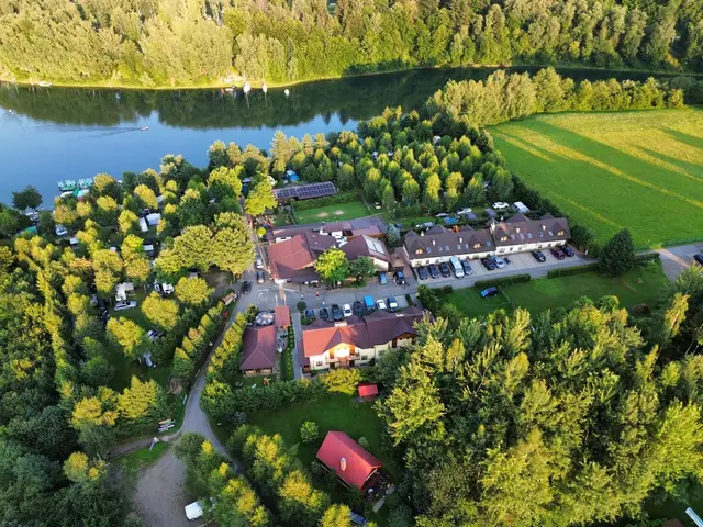 Ośrodek i pole namiotowe — zdjęcie 20 — Ośrodek Wypoczynkowy Cypel, Polańczyk